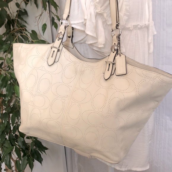 COACH POPPY perforated logo design large tote bag satchel silver hardware - Picture 1 of 16